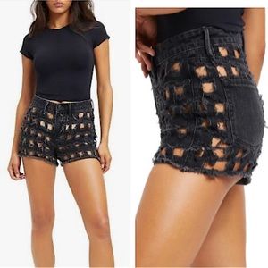 NWT Good American Good ‘90s Cutout Shorts